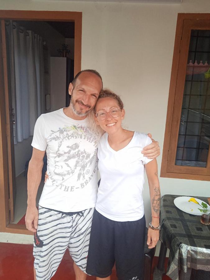 Vintage Inn Homestay Cherai Beach Eksteriør billede