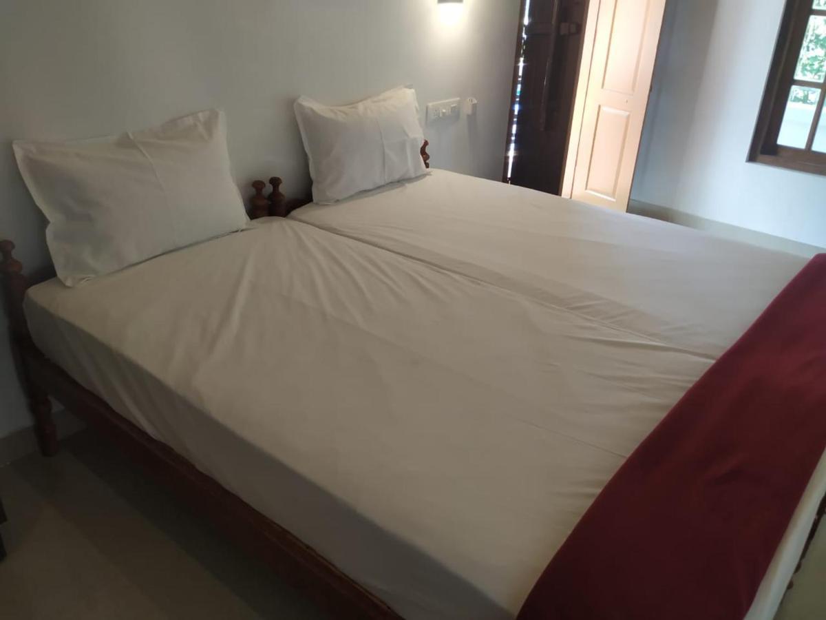 Vintage Inn Homestay Cherai Beach Eksteriør billede