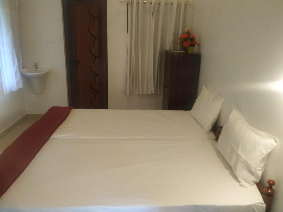 Vintage Inn Homestay Cherai Beach Eksteriør billede